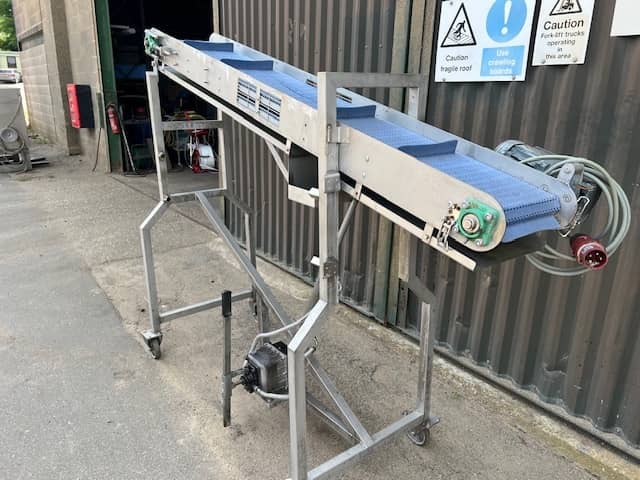 Incline Conveyor – Adjustable Height