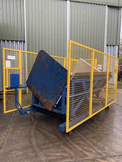 Pallet Inverter