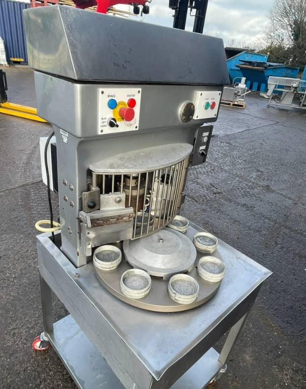 Hunt’s 4″ Pie Press (8 station)