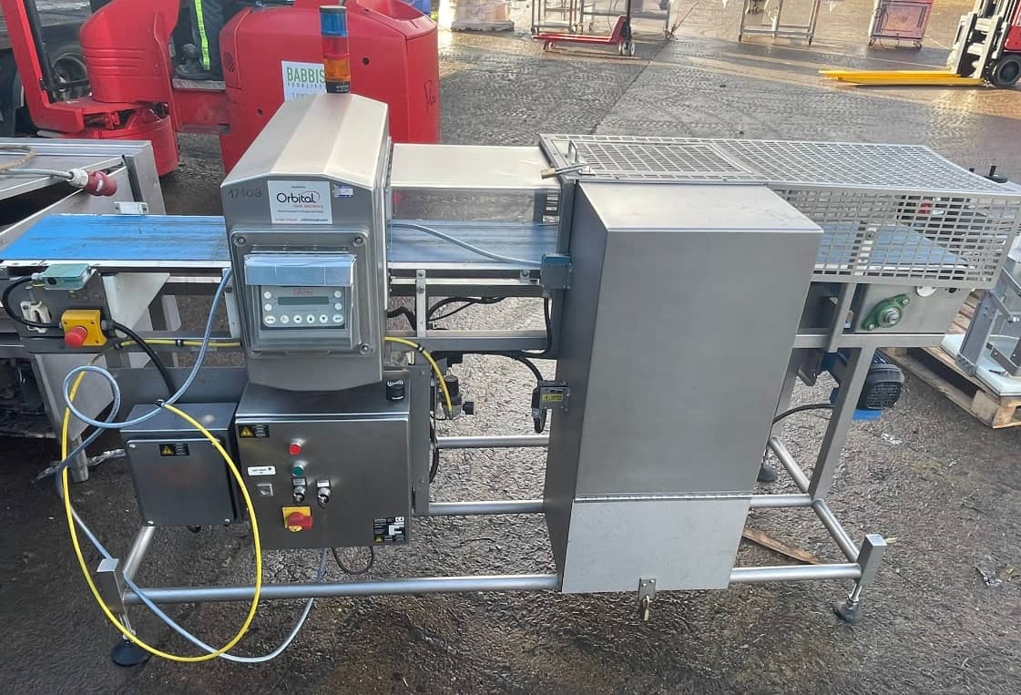 Safeline Metal Detector