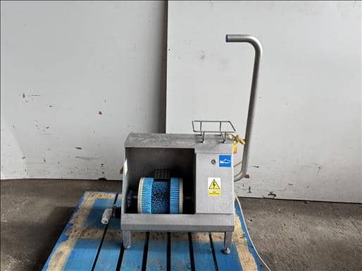 IWM Sole and top washer Boot washer