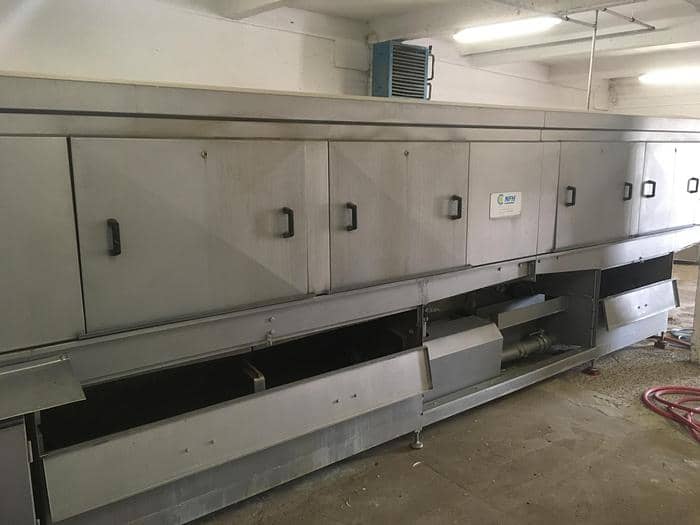 2004 NUMAFA Crate washer