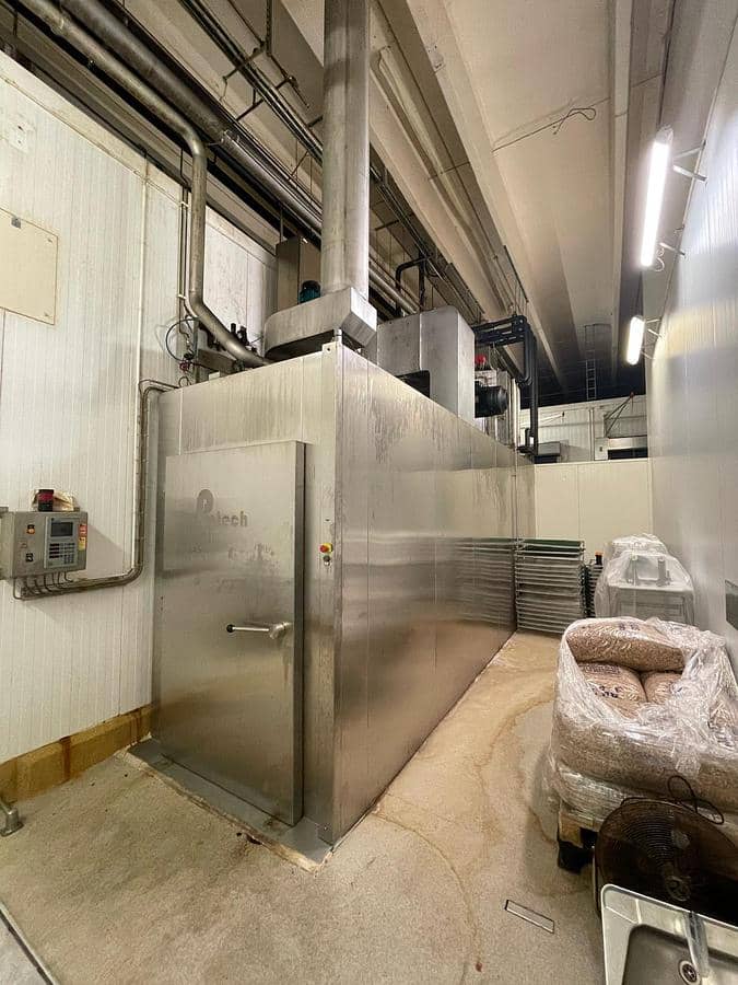2014  Protech  6-trolley heating/cooling smokehouse