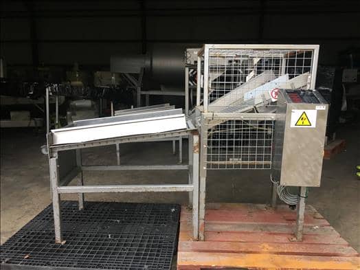 Newtec 5000C Checkweigher roller conveyor