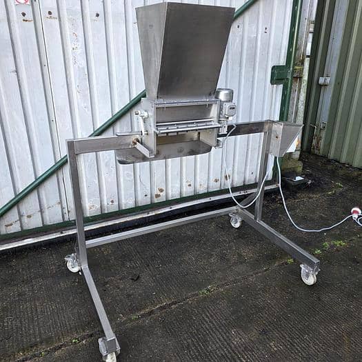 Unitech Flour Duster