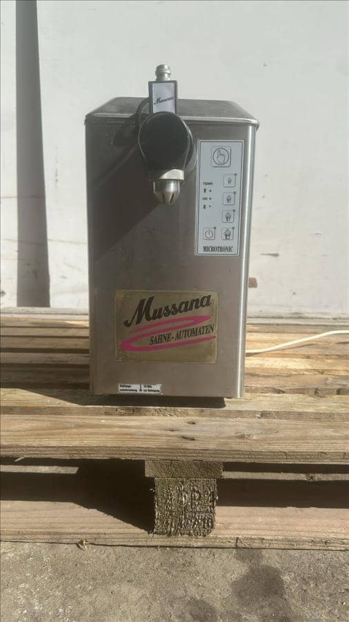 Mussana Whipped cream machine