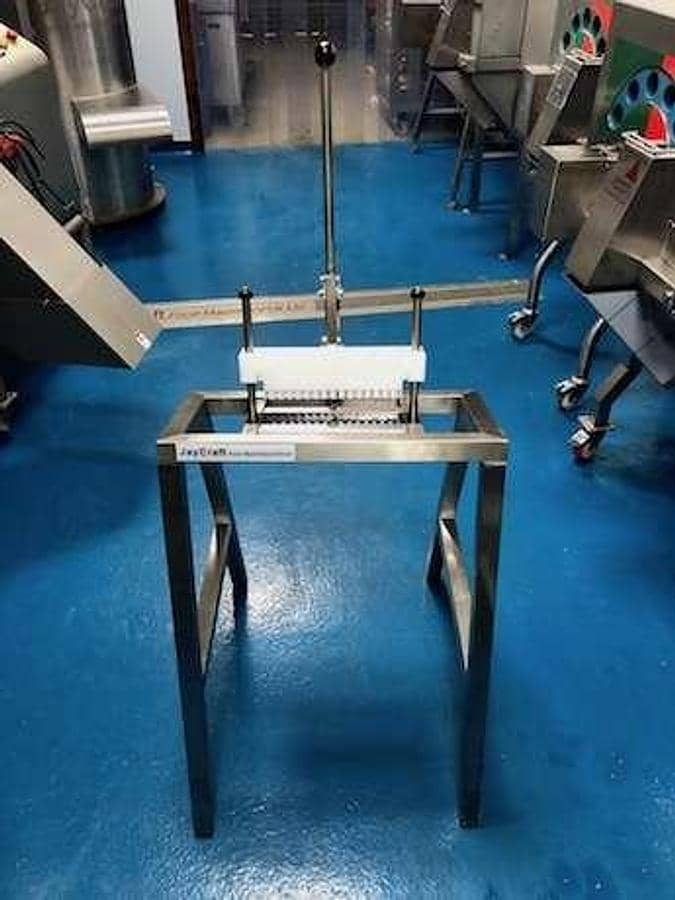 Halloumi Fries Hand Cutter
