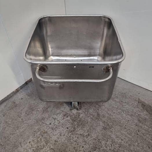 Tote Bins