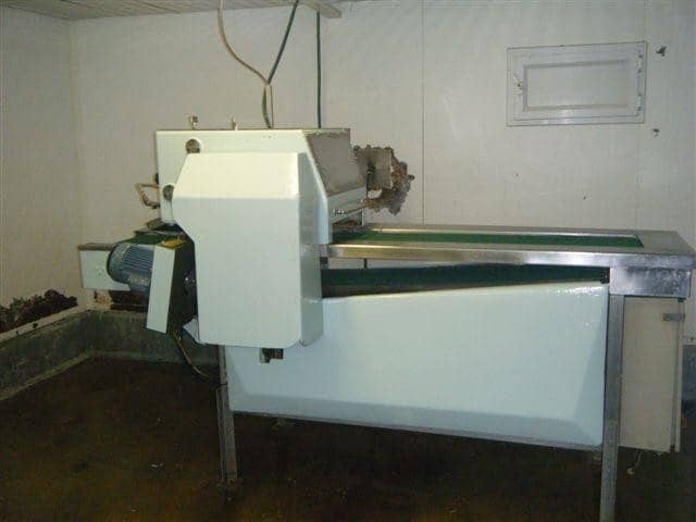 Trio FDS2N Skinning Machine