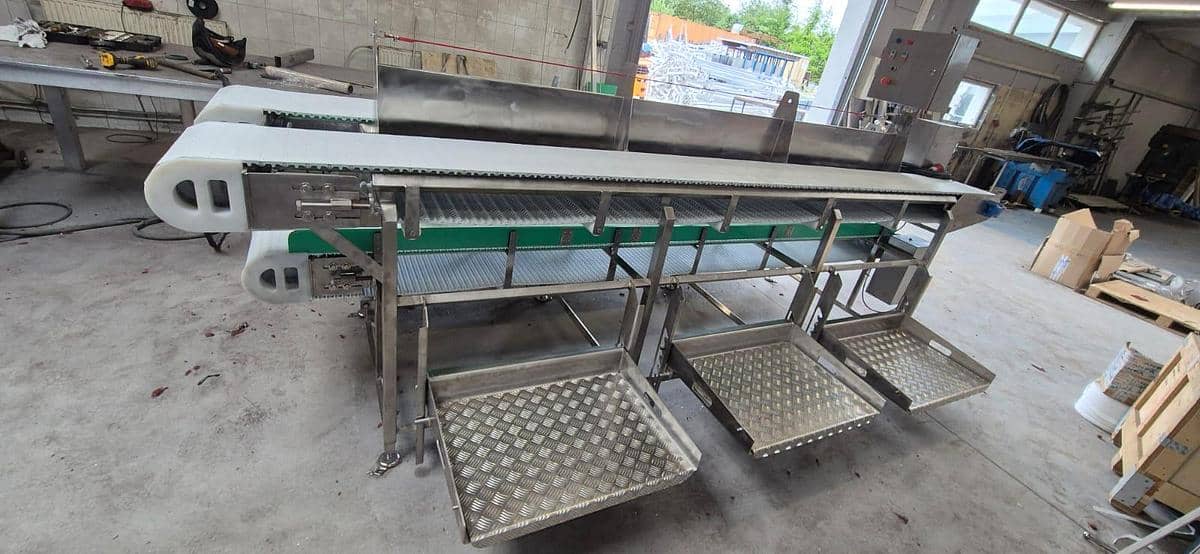FISHTECS 8-Station Flowline / Trimming Line