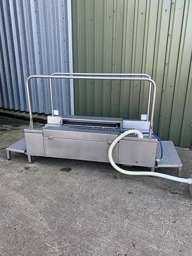 Walk-Through Boot Wash